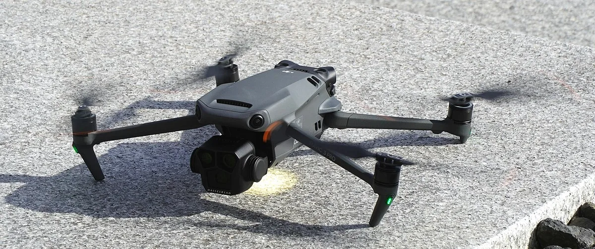 DJI Mavic 3 Pro